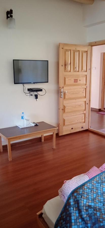Lhardak Home Stay Leh Exterior foto